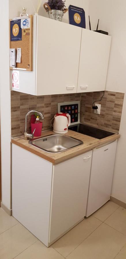 Studio Apartment Legcevic Kaštela Eksteriør bilde